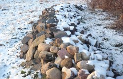 Steinhaufen im Winter